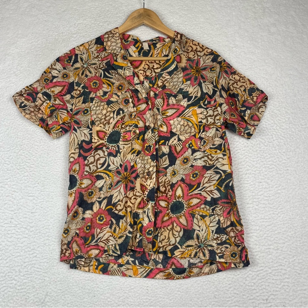 Anthropologie print button shirt